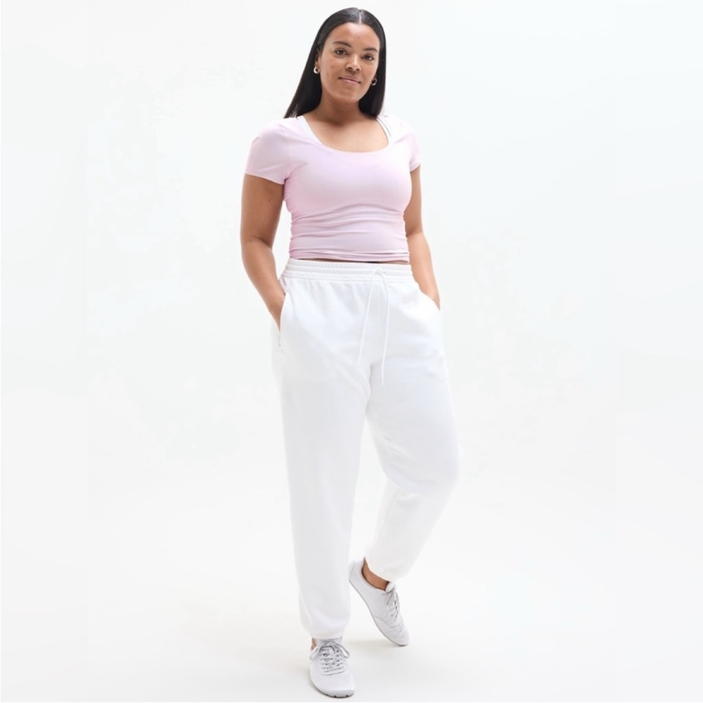 Athleta Forever Fleece Mid Rise Jogger Small. Bright White. NWOT - Picture 2 of 14